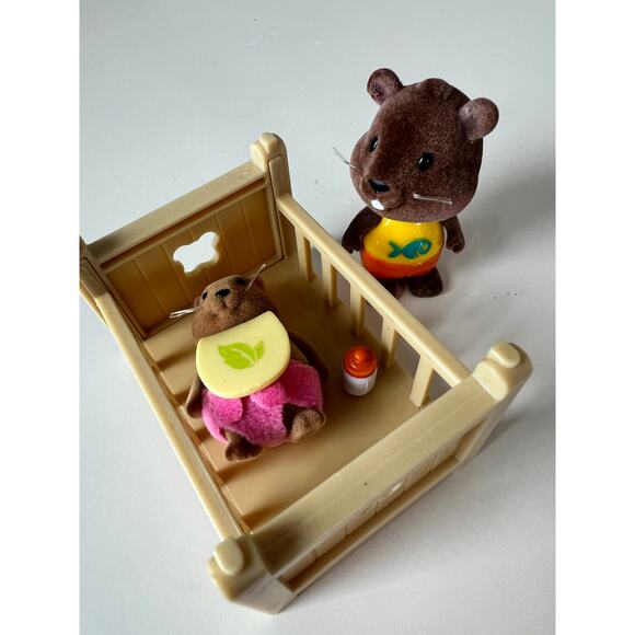 Li'l Woodzeez Bobbleez Benny Beaver and Lilli Squirrel Figure Toy Lot - Picture 4 of 11